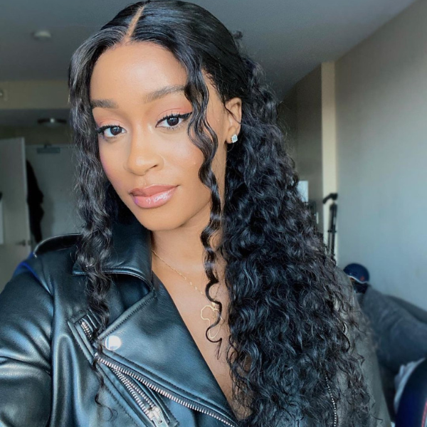 Charming Stylish Water Wave 13×4 Frontal HD Lace Free Part Long Wig 100% Human Hair